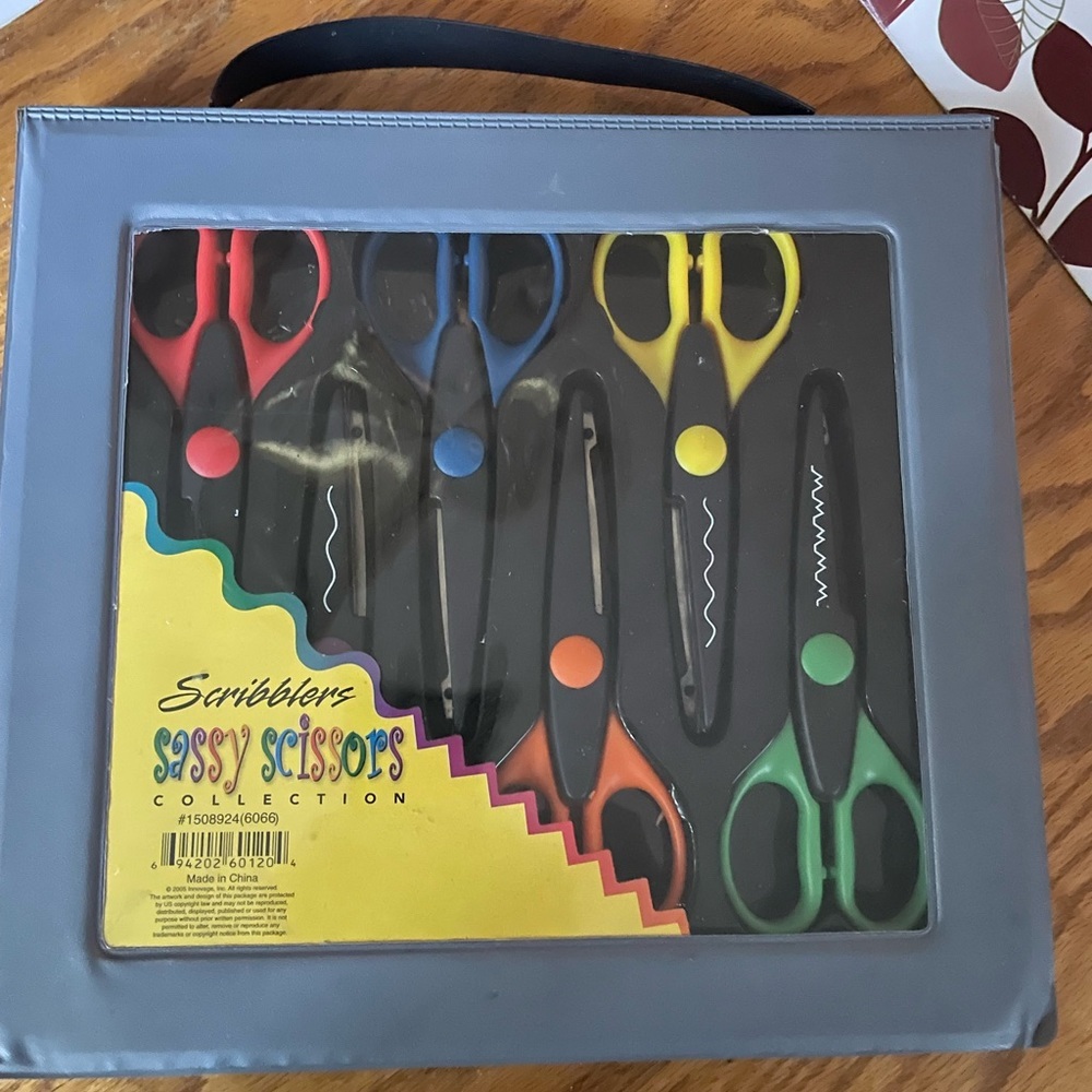 Scribblers Sassy Scissors Collection